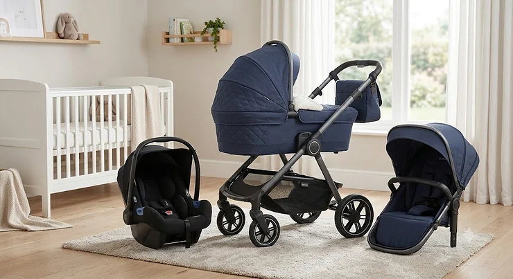 A comprehensive 3 in 1 travel system pushchair with a chassis, carrycot, and car seat displayed as a complete newborn travel set.